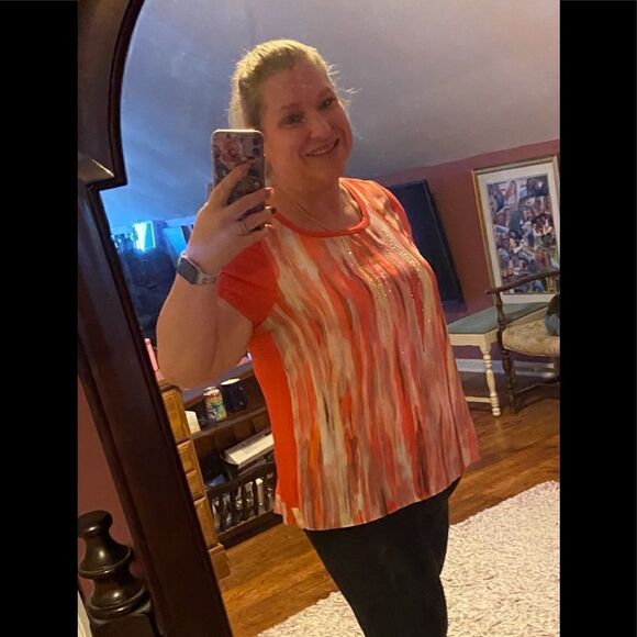 French Blue Petite Large Coral Top W/ Back Slit - Picture 2 of 10